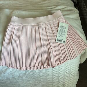lulu varsity hr pleated tennis skirt